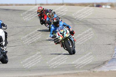 media/Nov-26-2023-TrackDaz (Sun) [[64ad8cfd8f]]/Mock Race/Outside Grapevine/